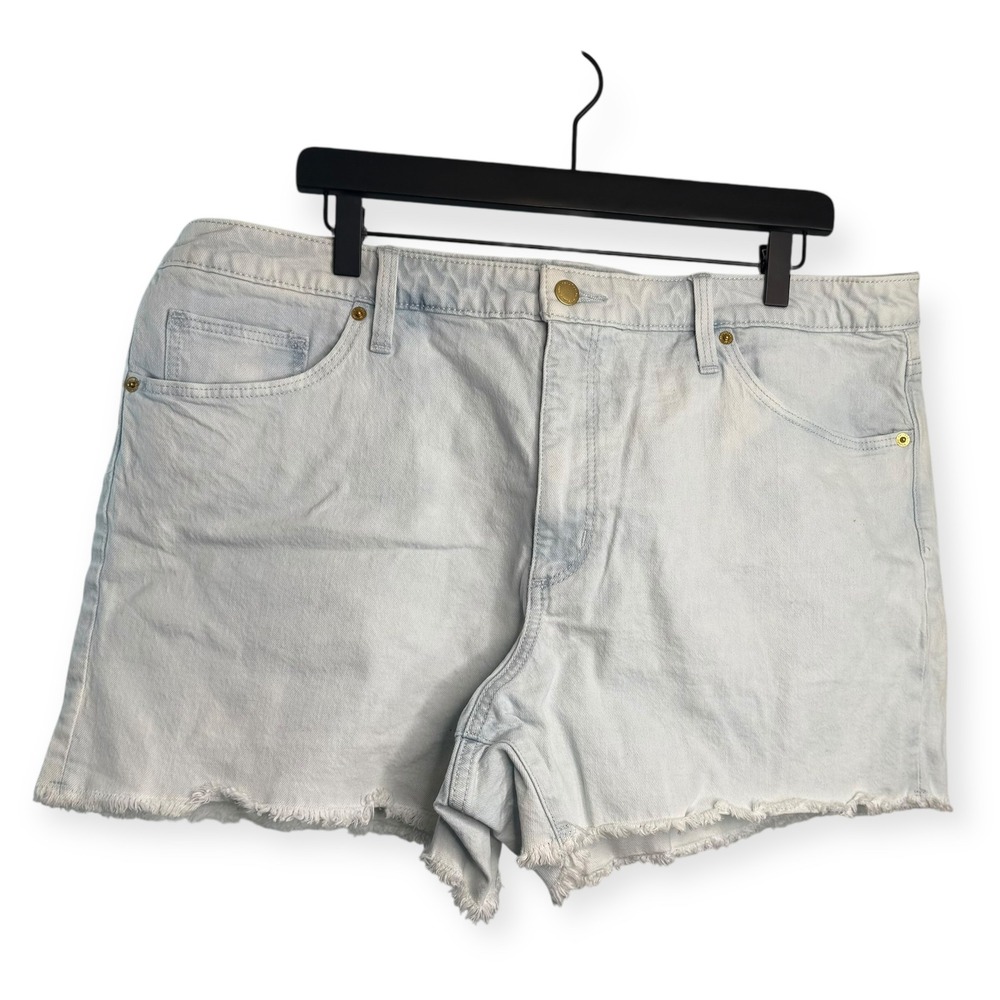 Universal Thread Vintage‎ Midi Shorts Light Wash Cut Off Size 18 New With Tags